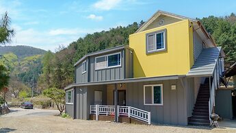 Gapyeong Pulkkot Pension