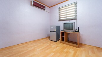 Taean Mammose Pension