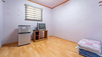 Taean Mammose Pension