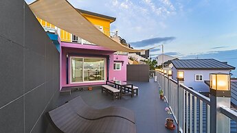 Namhae Gooreamyelmae Pension