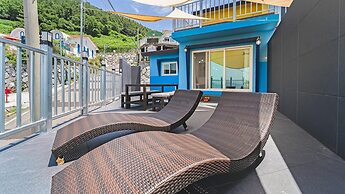 Namhae Gooreamyelmae Pension