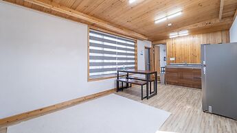 Jeju Bijalim Pension