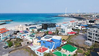 Jeju Tunanghouse Pension