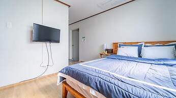 Jeju Tunanghouse Pension