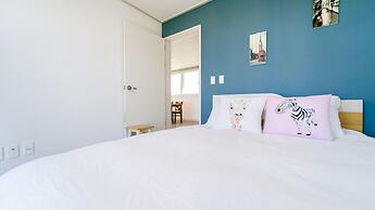 Jeju Byeoleuldameunbaramarae Pension