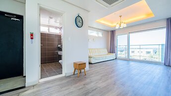 Jeju Byeoleuldameunbaramarae Pension
