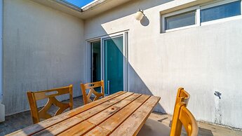 Jeju Byeoleuldameunbaramarae Pension