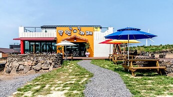 Jeju Woljeongri Pungcha Pension