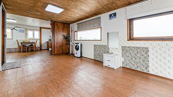 Jeju Woljeongri Pungcha Pension