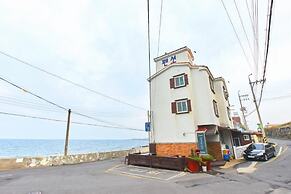 Jeju Syagaluibada Pension