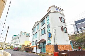 Jeju Syagaluibada Pension
