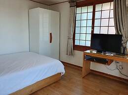 Seogwipo Livingstone Pension