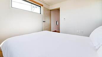 Jeju Damongchae Pension