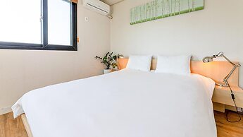 Jeju Damongchae Pension