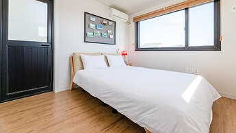 Jeju Damongchae Pension