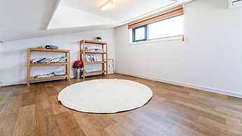 Jeju Damongchae Pension