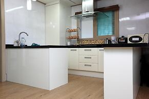 Jeju Ophirhouse Pension