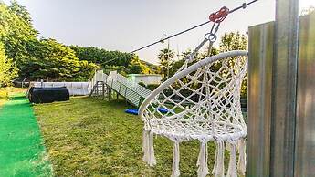 Geoje Rockspa Pension