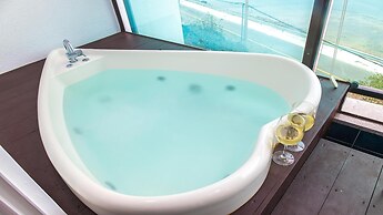 Geoje Rockspa Pension