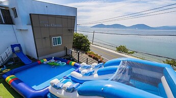 Geoje Rockspa Pension