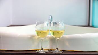 Geoje Rockspa Pension