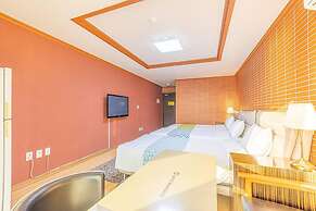 Geoje Rockspa Pension