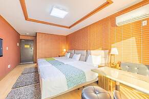 Geoje Rockspa Pension