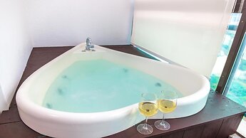 Geoje Rockspa Pension