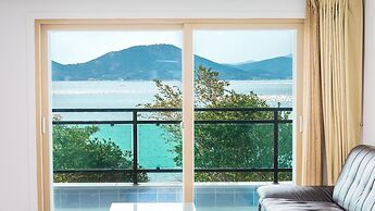 Geoje Rockspa Pension