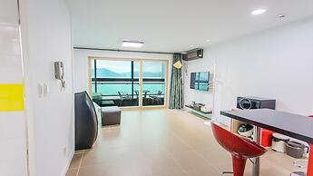 Geoje Rockspa Pension