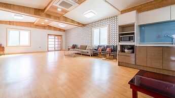 Gapyeong Myeongdongol Pension