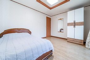 Gapyeong Myeongdongol Pension