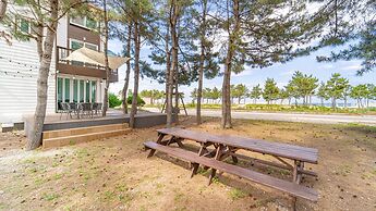 Goseong Omaju Pension