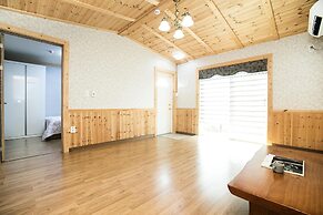 Samcheok Janghobadasoop Pension