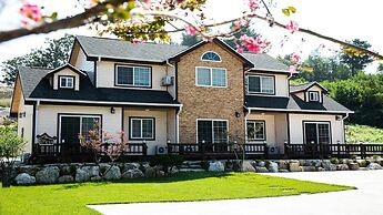 Samcheok Janghobadasoop Pension