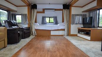 Seogwipo Pyoseoncaravan