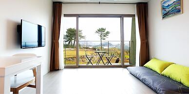 Seogwipo Etier Resort
