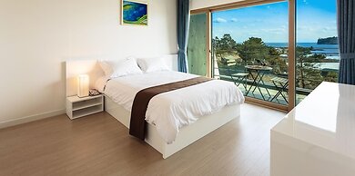 Seogwipo Etier Resort