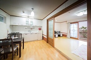 Seogwipo Jejuhae-anhyuyang Pension