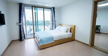 Seogwipo Dorami Pension