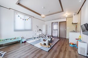 Jeju Sky Kids Pension