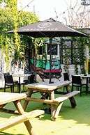 Palace Hotel Mortlake