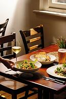 Palace Hotel Mortlake