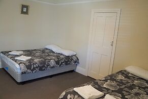 Palace Hotel Mortlake