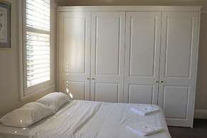 Palace Hotel Mortlake