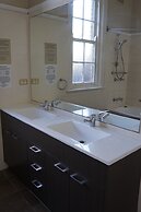 Palace Hotel Mortlake