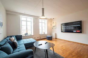 Exclusive 2 Bedroom Apartment