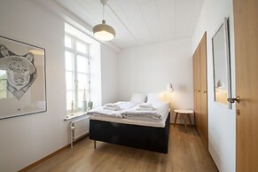 Exclusive 2 Bedroom Apartment