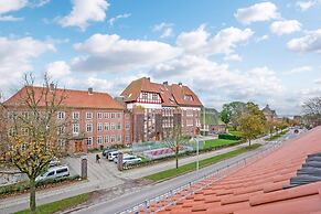 Exclusive 2 Bedroom Apartment