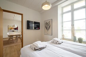 Exclusive 2 Bedroom Apartment